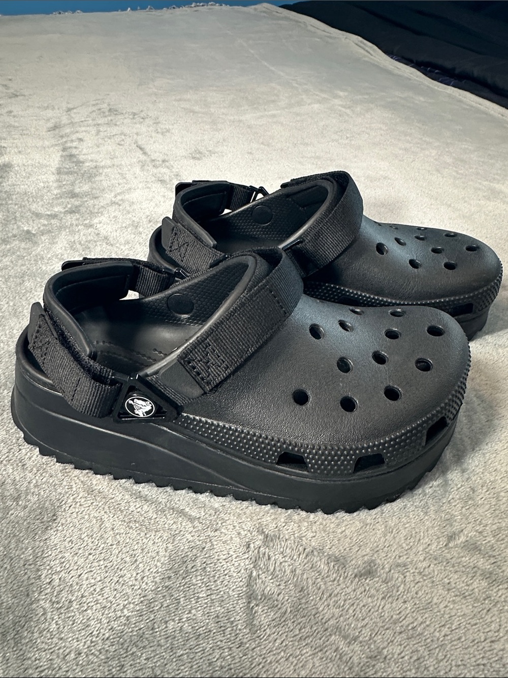 Like New/ EUC CROCS Classic Hiker Platform Clog Sandals in Black